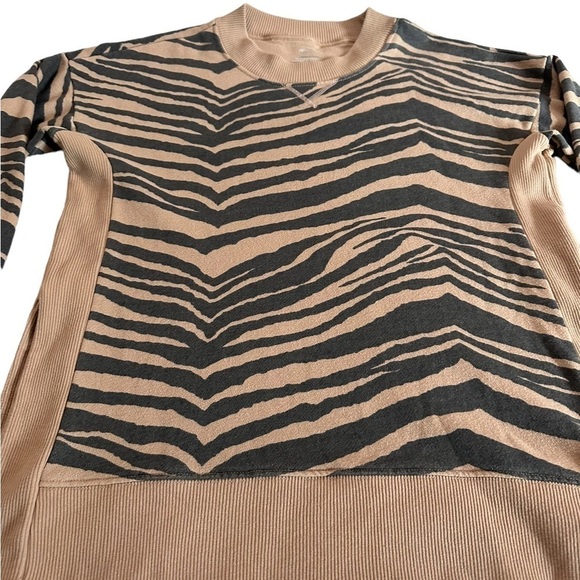 Aerie Good Vibes Oversized Sweatshirt Animal Print Women Extra Small - Picture 13 of 17